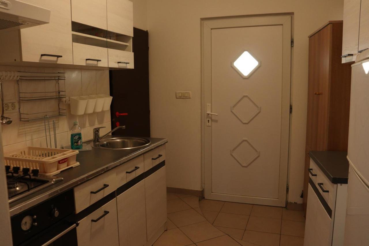Tre Terre Apartment Луция Экстерьер фото